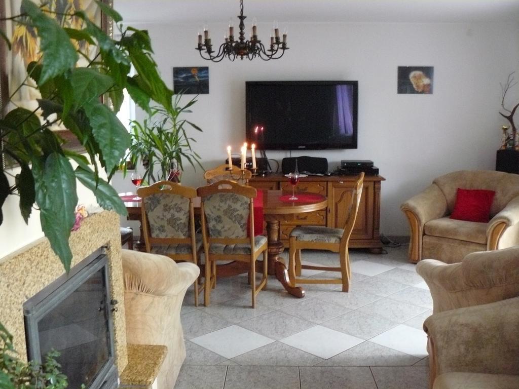 Appartement Oaza U Tadeusza à Augustów Extérieur photo